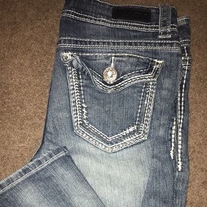 Size 29 Daytrip capris